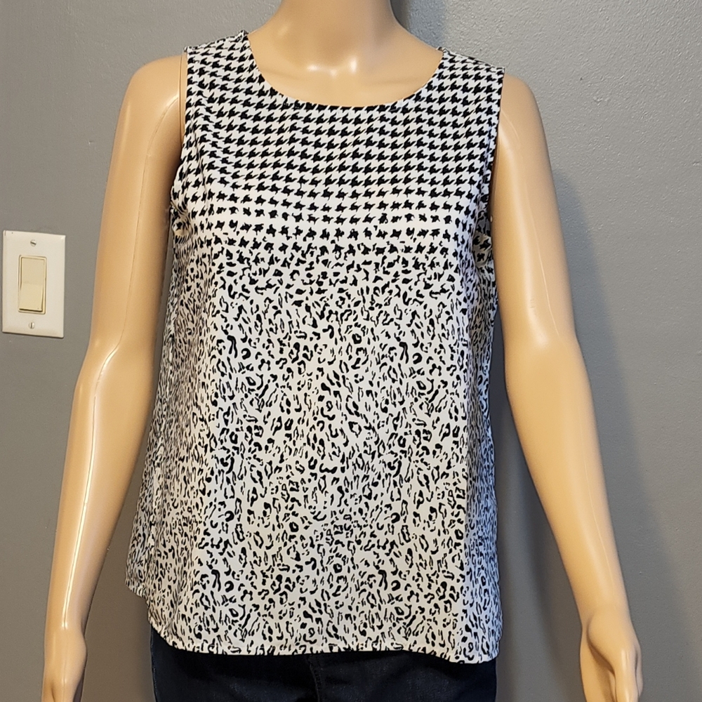 Talbot Sleeveless  Blouse